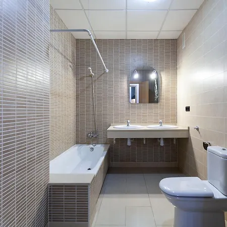 Uhc Sol I Mar Family Complex Apartment Salou