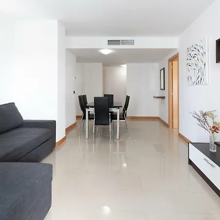 Uhc Sol I Mar Family Complex Apartment Salou